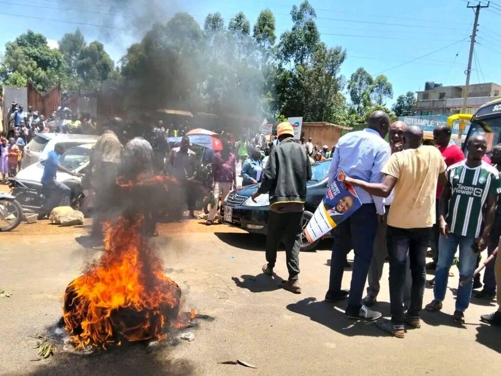 Luanda residents block highway to protest Osotsi assault