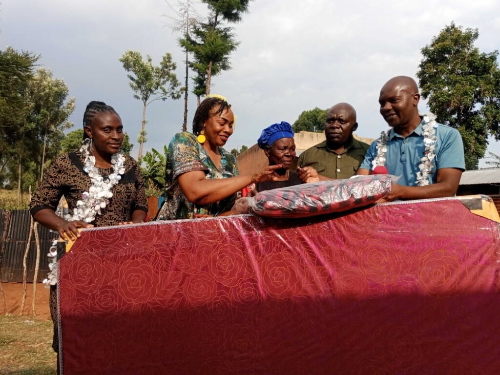 Mautuma MCA Charles Anyona uplifts elderly woman with gifts in heartwarming gesture