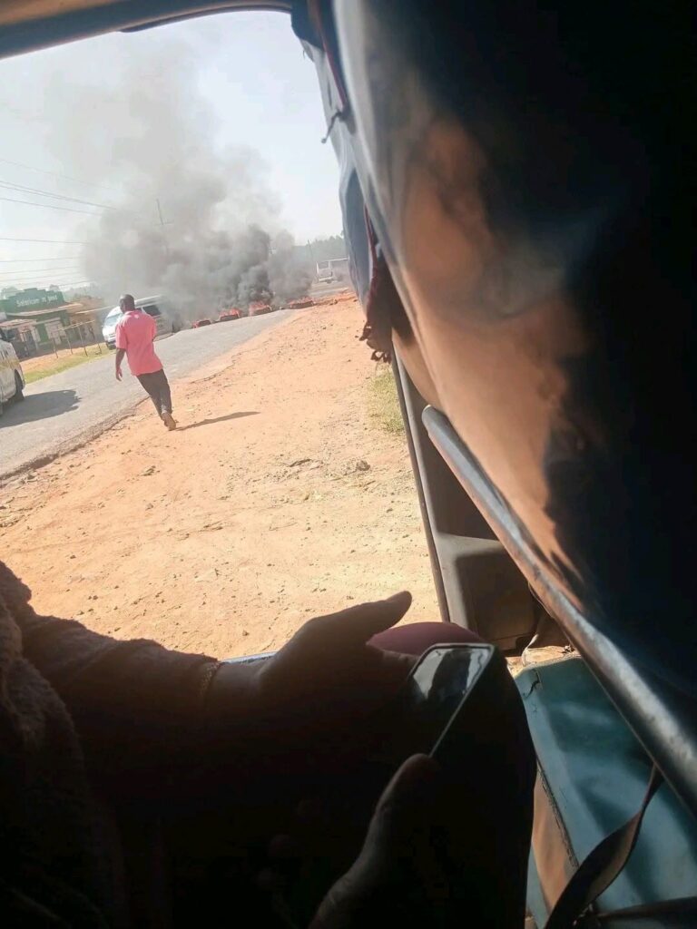 Matunda residents block Kitale–Eldoret highway, uproot railway tracks to protest rising insecurity