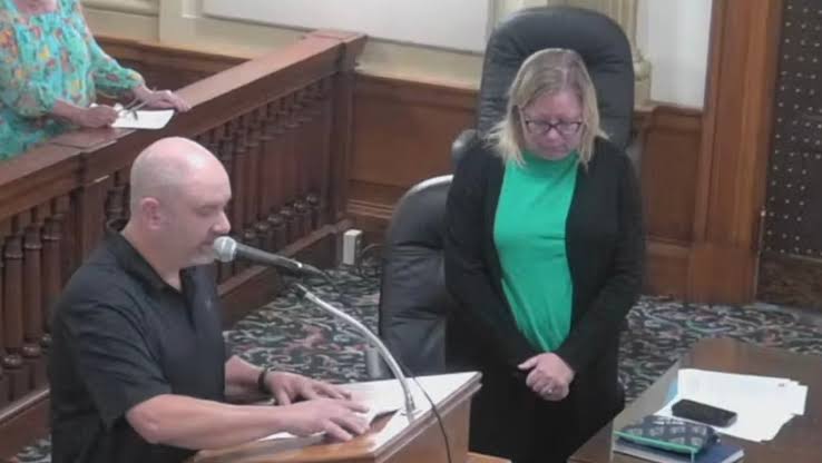 ‘Hail Satan’ prayer sparks controversy at US city council meeting
